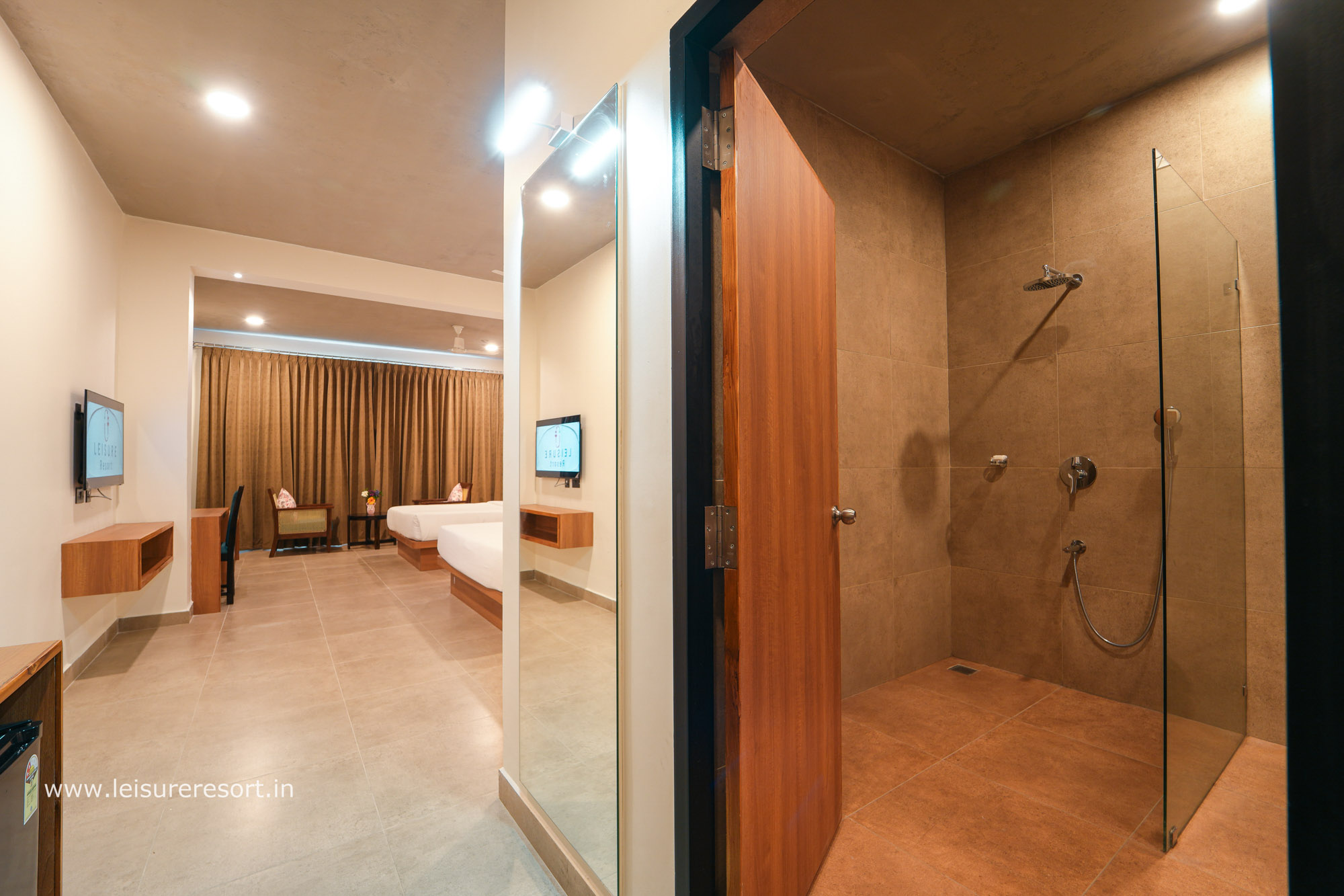 leisure-resort-pondicherry-hotel-superior-family-1